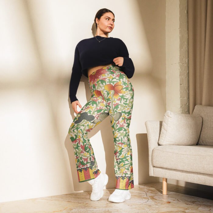 The Rise of the Flare Leggings Trend
