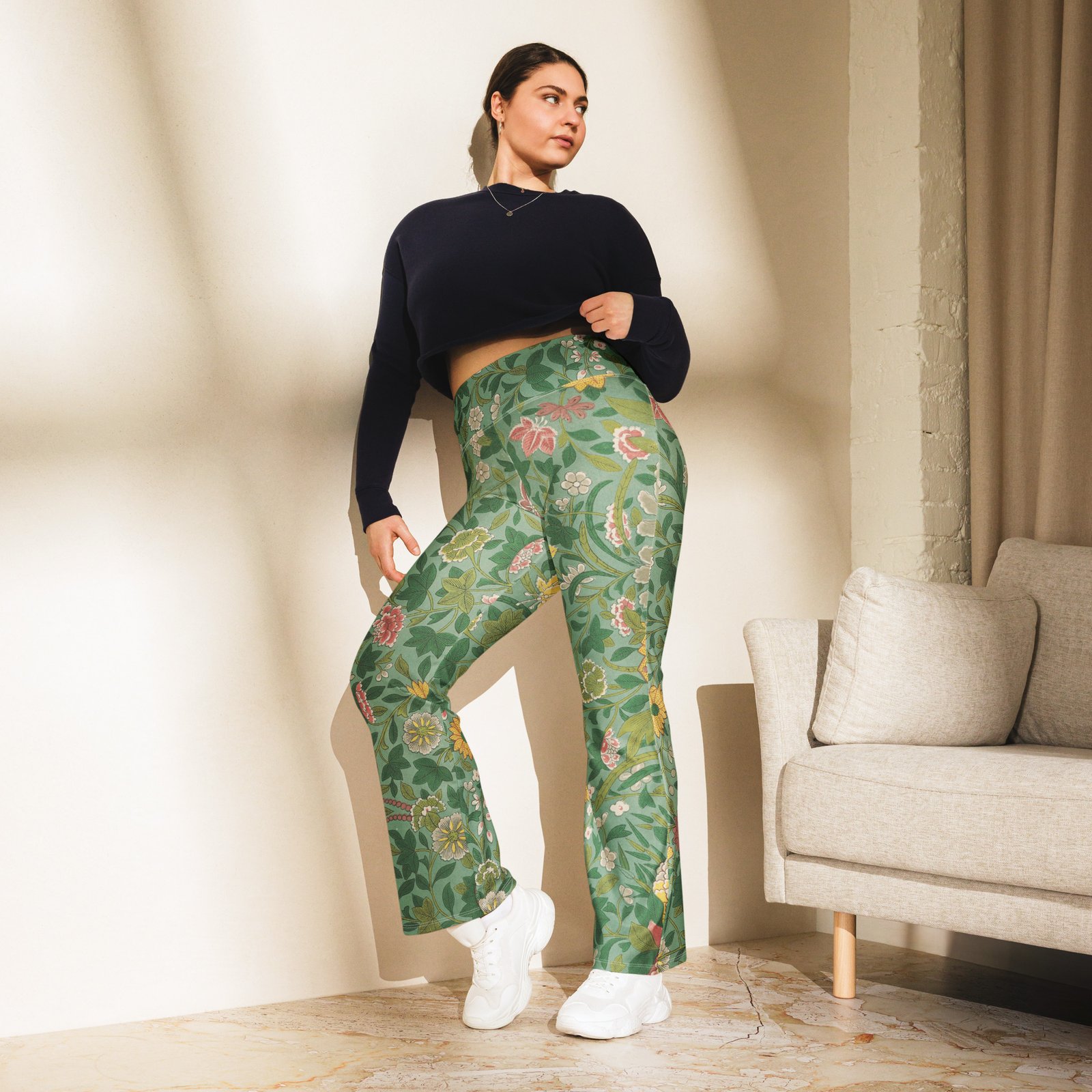 Discover the Latest Flare Leggings Fashion Trends