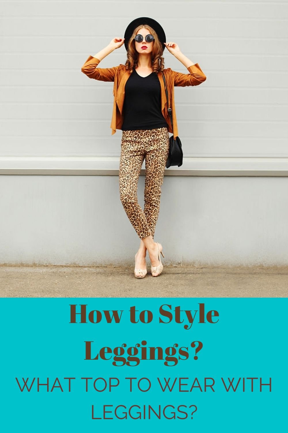 What Top to Wear with Leggings